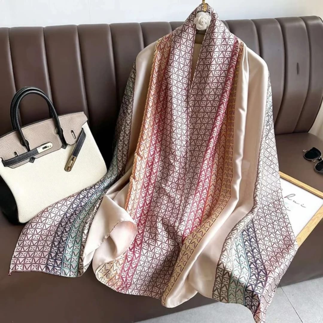Elegant Geometric Border Stole – Beige Luxe Finish