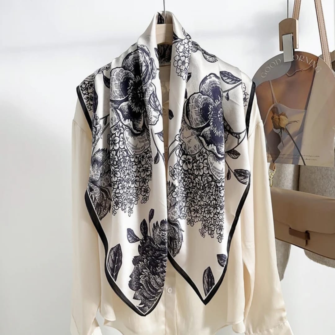 Ivory Floral Elegance Stole – Black Botanical Print